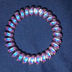 A purple/blue and blue/purple teletie